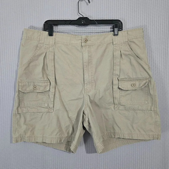 Cabelas Mens 7 Pocket Hiker Work Shorts Size 44 Khaki Outdoor Cargo Utility - Picture 1 of 7